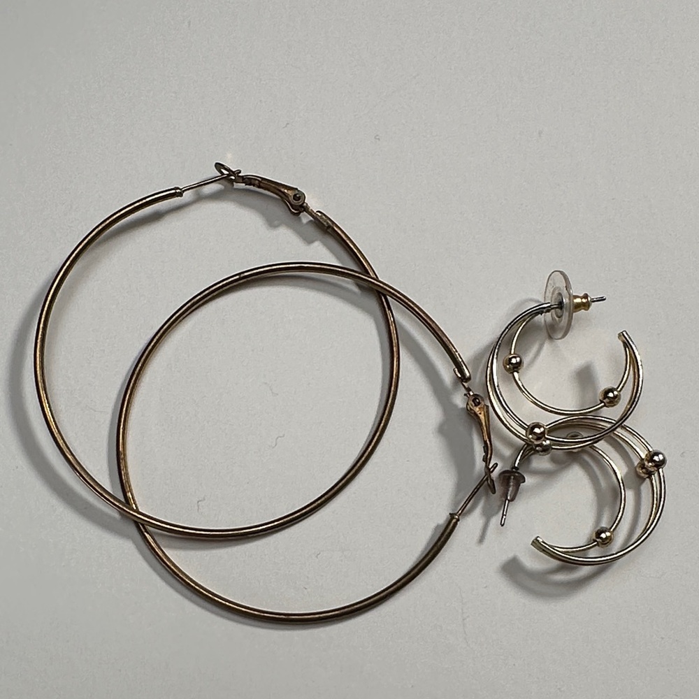 Elegant Gold Hoop Earrings Set